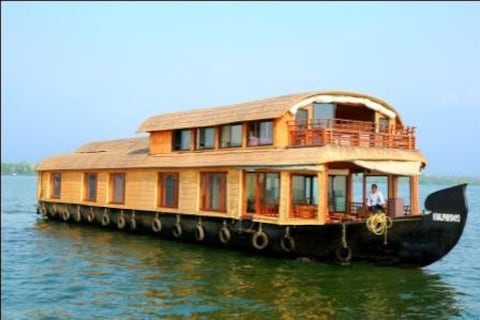 Gokul Cruise Houseboat
